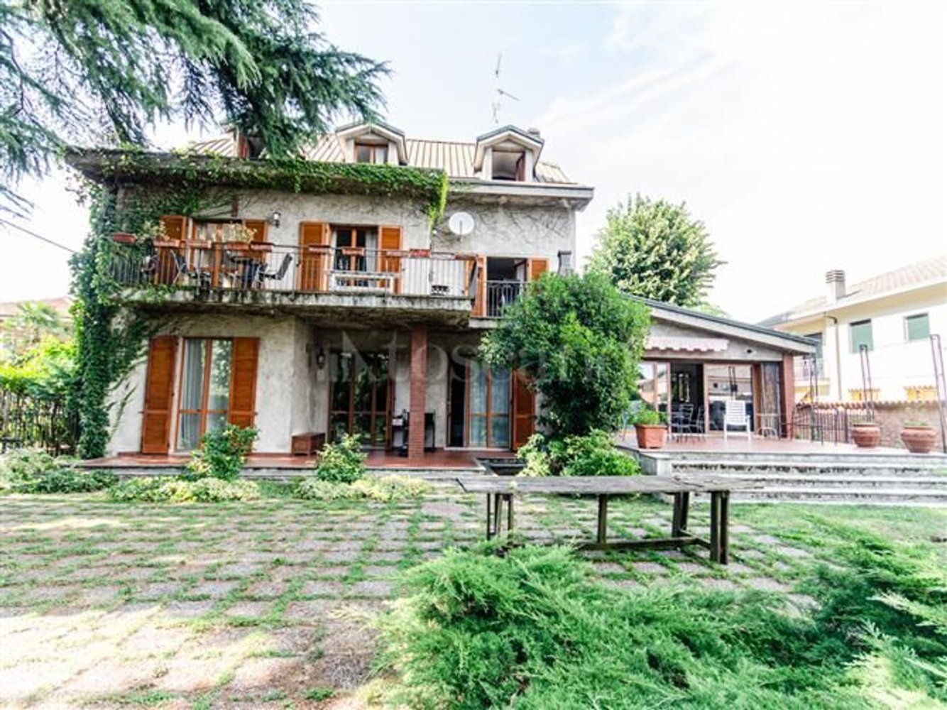 7 Schlafzimmer Villa in Nova Milanese, Italy, Nr. 361171