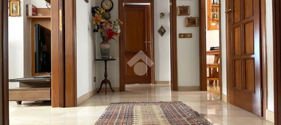 3 Schlafzimmer Wohnung in Rome, Italy, Nr. 24306 12