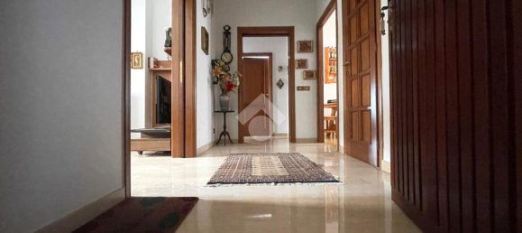 3 Schlafzimmer Wohnung in Rome, Italy, Nr. 24306 9