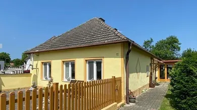 3 Schlafzimmer Haus in St. Egyden am Steinfeld, Austria, Nr. 195869