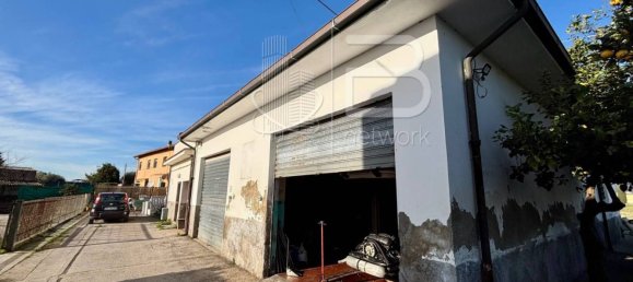 Дом с 2 спальнями в Сан Джулиано Терме, Италия № 114056 21