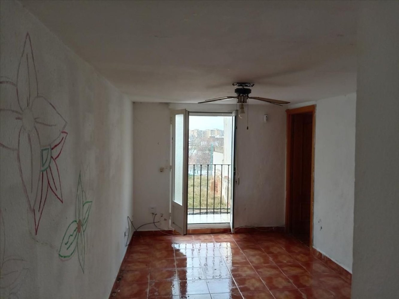 3 bedrooms Apartment in Zaragoza, Spain No. 229901