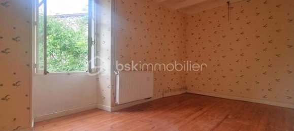 3 bedrooms House in Deux-Sevres, France No. 303874 8