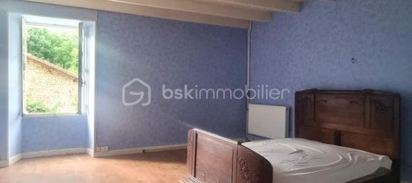 3 bedrooms House in Deux-Sevres, France No. 303874 9