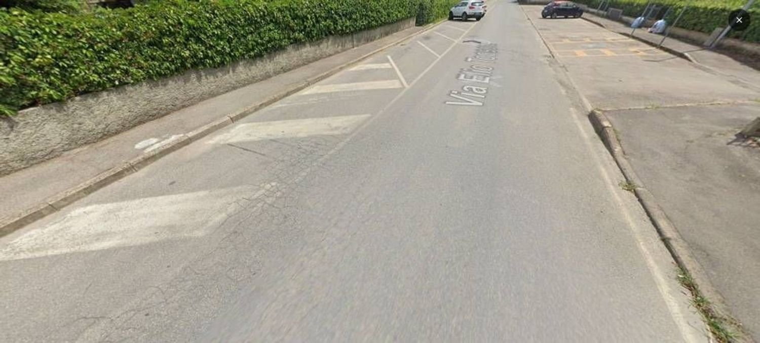 4 rooms Apartment in Agliana, Italy No. 198107