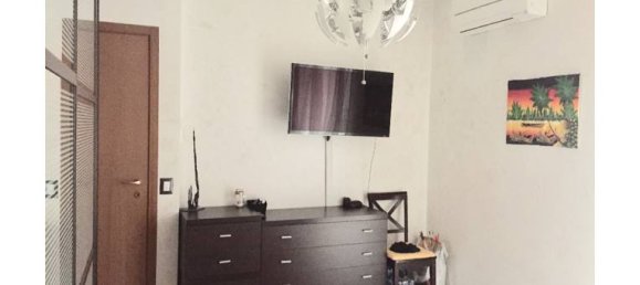 3 rooms Apartment in Civate, Italy No. 254323 2