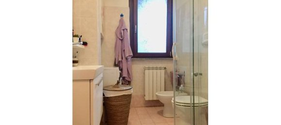 3 rooms Apartment in Civate, Italy No. 254323 4