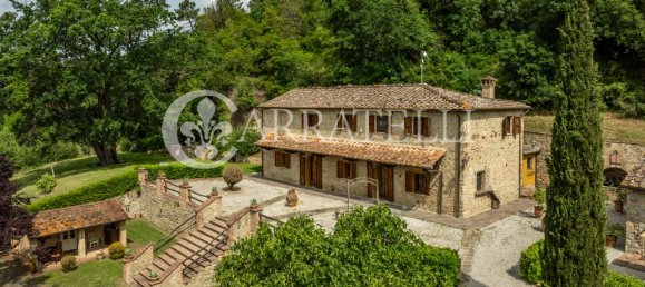 Casa de 23 divisões em Volterra, Italy N.º 12864 50