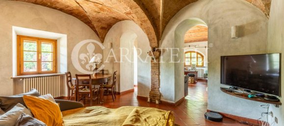 Casa de 23 divisões em Volterra, Italy N.º 12864 14