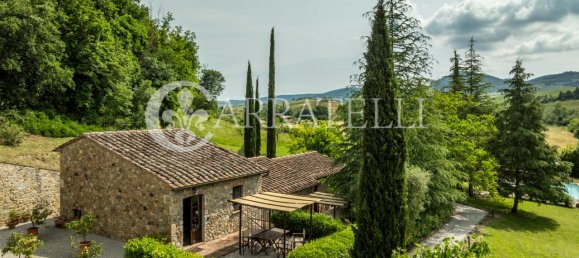 Casa de 23 divisões em Volterra, Italy N.º 12864 3