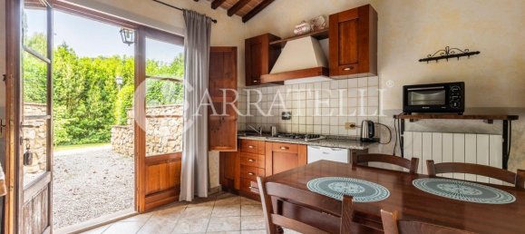 Casa de 23 divisões em Volterra, Italy N.º 12864 20