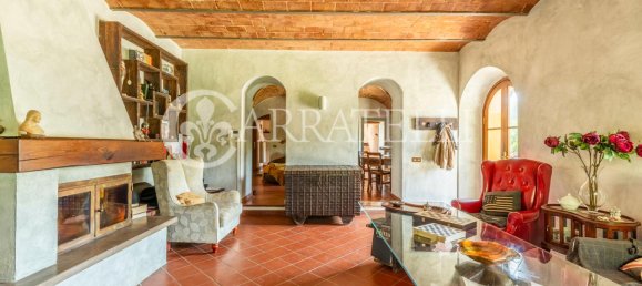 Casa de 23 divisões em Volterra, Italy N.º 12864 8