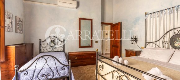 Casa de 23 divisões em Volterra, Italy N.º 12864 33