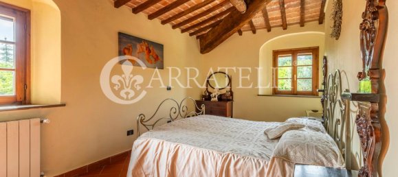 Casa de 23 divisões em Volterra, Italy N.º 12864 34