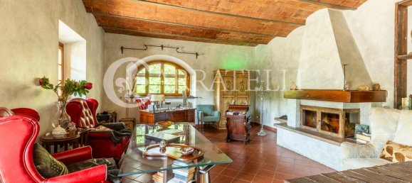 Casa de 23 divisões em Volterra, Italy N.º 12864 11