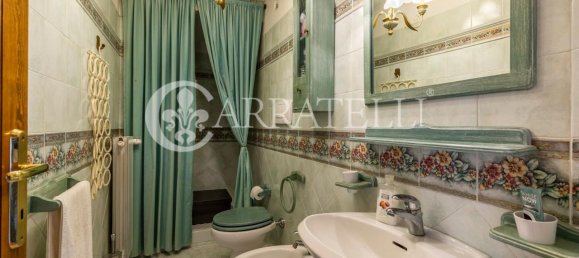 Casa de 23 divisões em Volterra, Italy N.º 12864 35