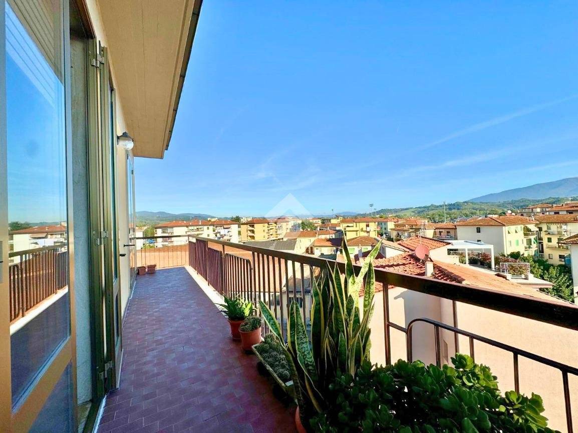 Квартира с 2 спальнями в Фильине и Инчиза Вальдарно, Италия № 328818