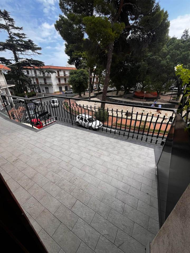 Apartamento de 8 habitaciónes en Riposto, Italy No. 150747