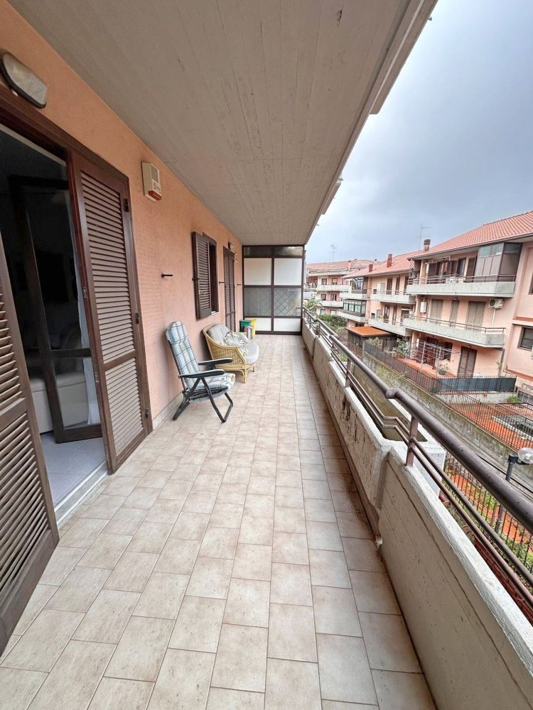 Apartamento de 5 divisões em Gravina di Catania, Italy N.º 17652