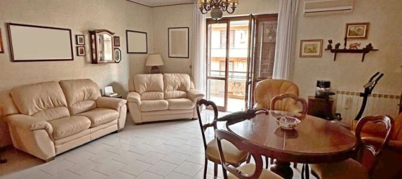 Apartamento de 5 divisões em Gravina di Catania, Italy N.º 17652 6