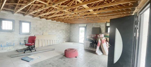 2 Schlafzimmer Haus in Cabries, France, Nr. 301105 3