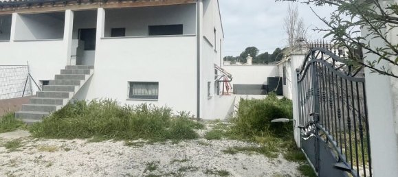 2 Schlafzimmer Haus in Cabries, France, Nr. 301105 2