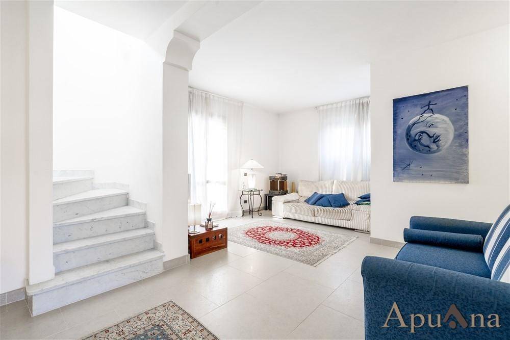 3 bedrooms Apartment in Montignoso, Italy No. 216521