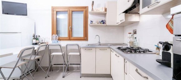 3 bedrooms Apartment in Montignoso, Italy No. 216521 10