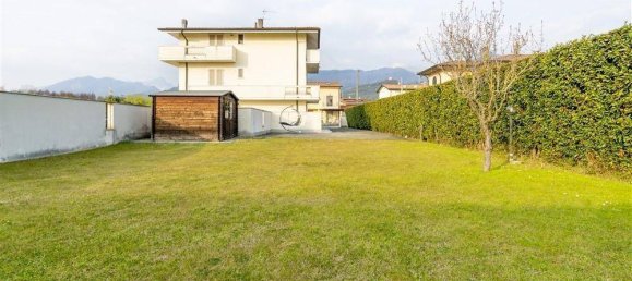 3 bedrooms Apartment in Montignoso, Italy No. 216521 4