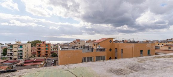 2 rooms Apartment in Messina, Italy No. 231843 9