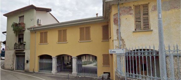 2 rooms Apartment in Villa Cortese, Italy No. 259091 3