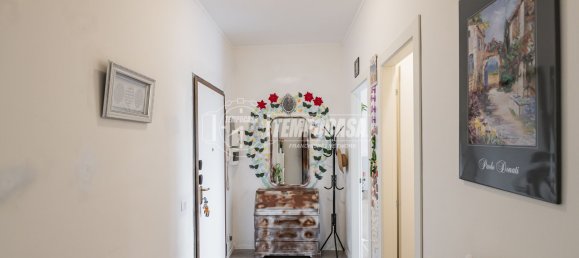 Studio in San Giuliano Milanese, Italy No. 114521 6