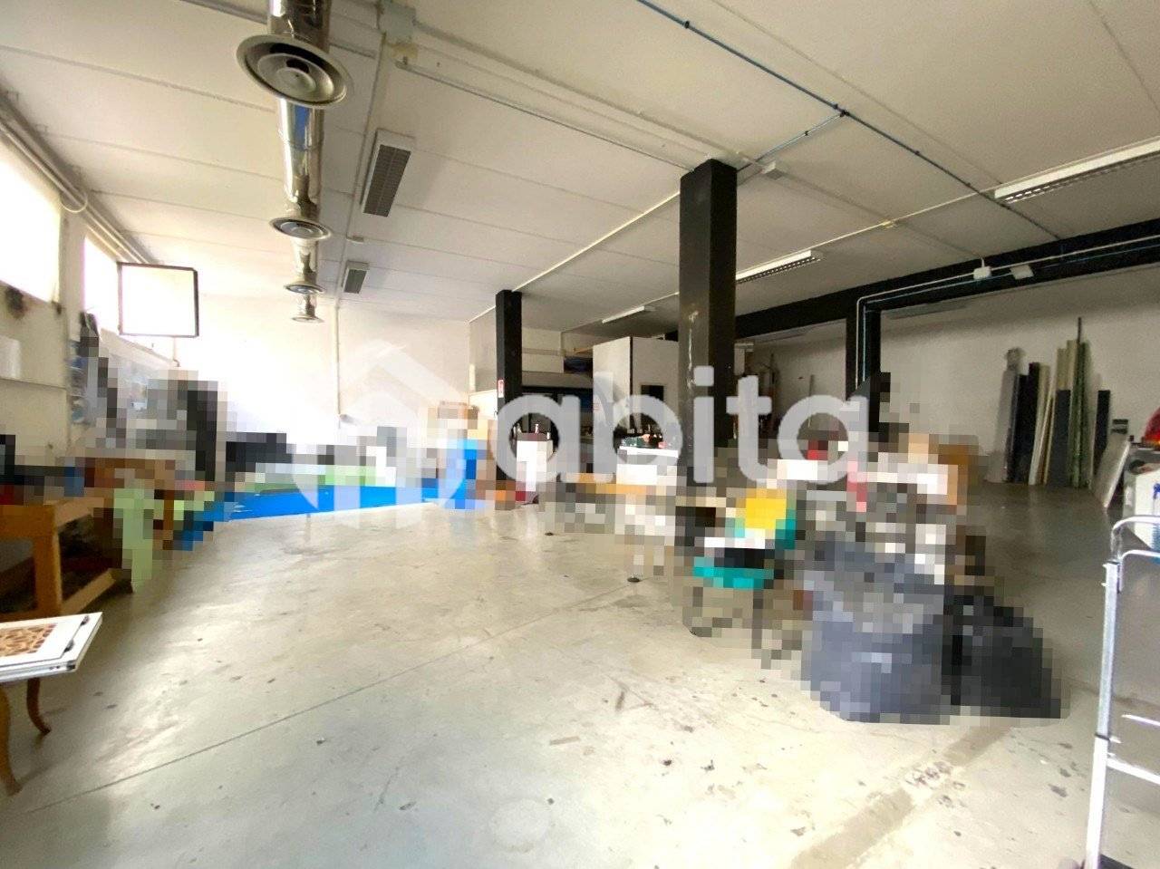 3-Zimmer Gewerbliche Immobilie in Terranuova Bracciolini, Italy, Nr. 353728