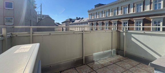 3-salle Appartement à Mariahilf, Austria No. 243205 4