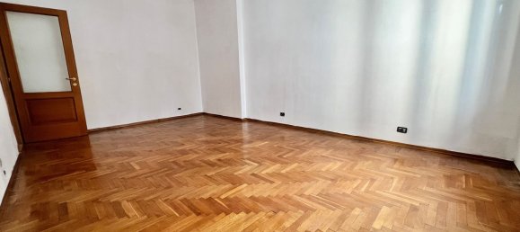 Apartamento T3 em Turin, Italy N.º 379365 61