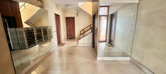 Apartamento T3 em Turin, Italy N.º 379365 4