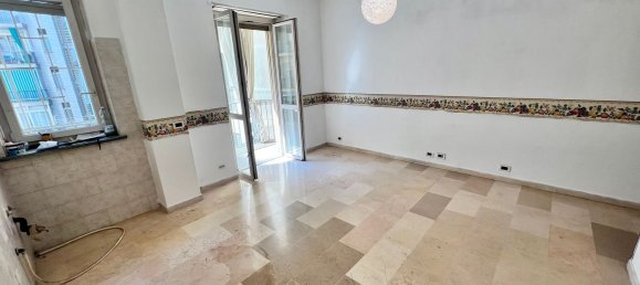 Apartamento T3 em Turin, Italy N.º 379365 10