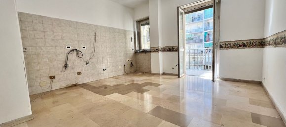 Apartamento T3 em Turin, Italy N.º 379365 7