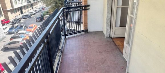 Apartamento T3 em Turin, Italy N.º 379365 41