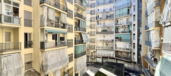 Apartamento T3 em Turin, Italy N.º 379365 40