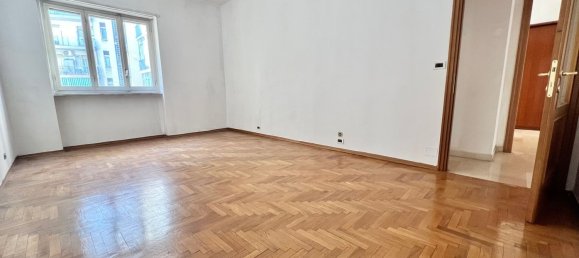 Apartamento T3 em Turin, Italy N.º 379365 58