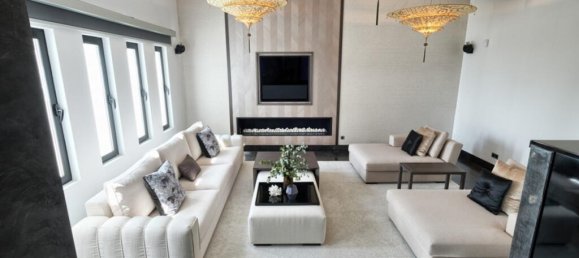 8 Schlafzimmer Villa in Marbella, Spain, Nr. 82303 8