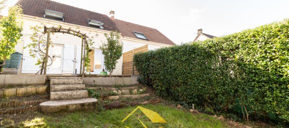 Casa de 3 dormitorios en Jouy-le-Moutier, France No. 165623 14