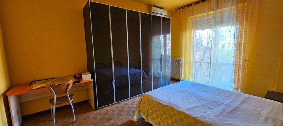 4-salle Appartement à Asti, Italy No. 40236 14