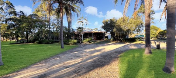 3 chambres Ferme à Taabinga, Australia No. 665 25