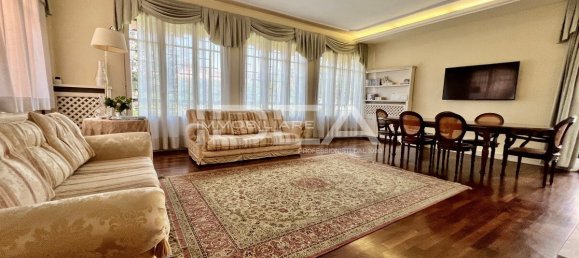 5 bedrooms Villa in Lucca, Italy No. 323240 14