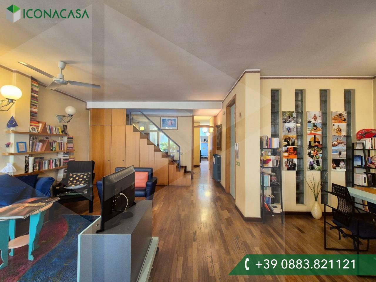 3 rooms Apartment in Andria, Italy No. 15148