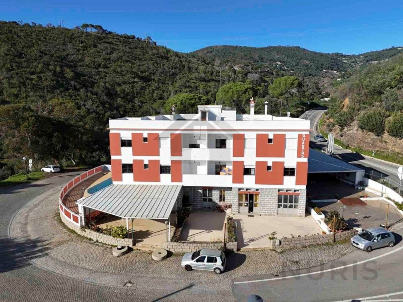 929m² Hotel in Monchique, Portugal No. 118988