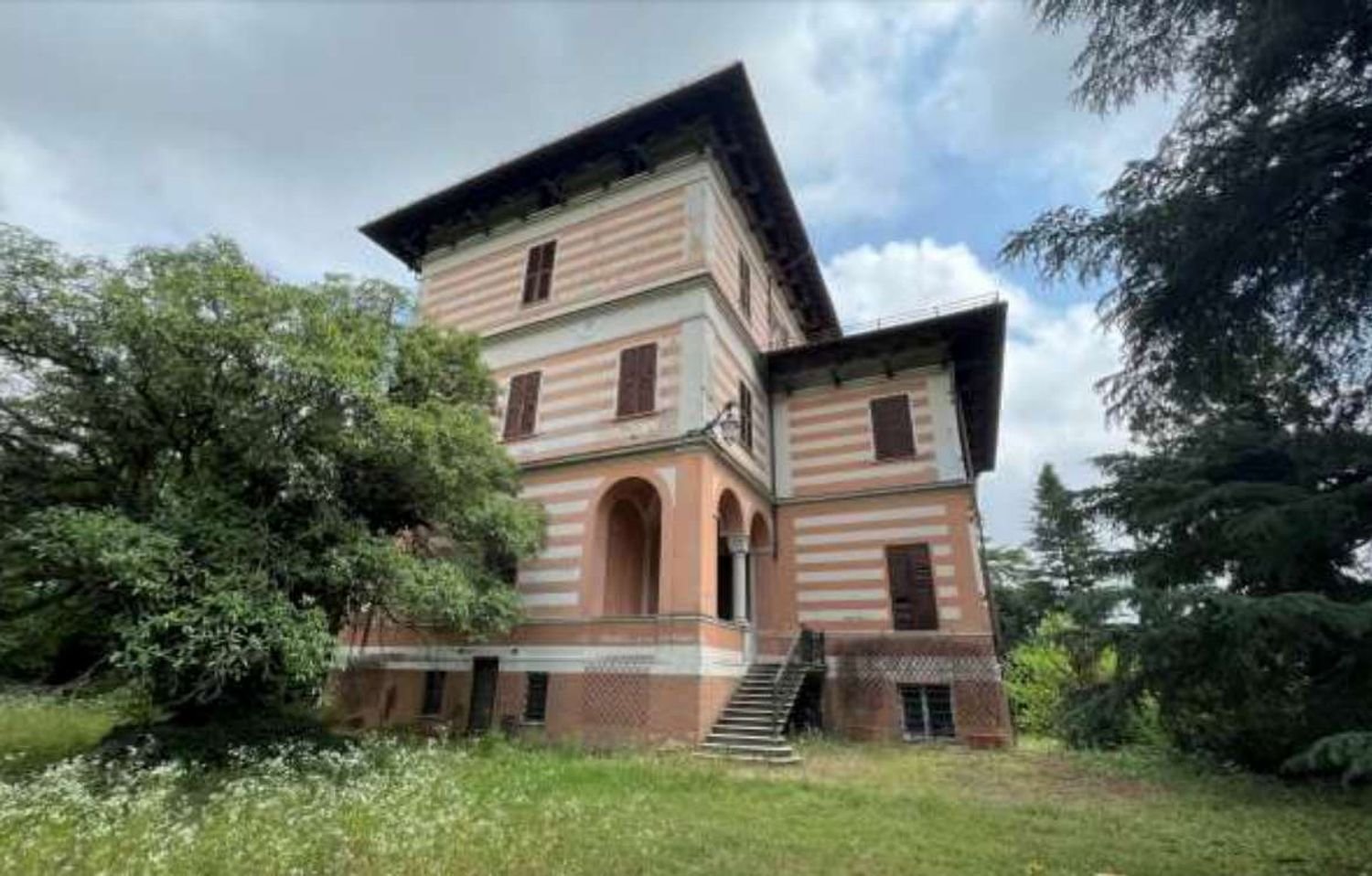 20 غرف نوم فيلا في Novi Ligure, Italy رقم 364370