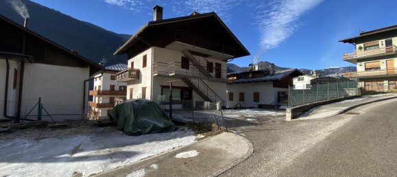 Здание 460м² в Ауронцо ди Кадоре, Италия № 159179 8